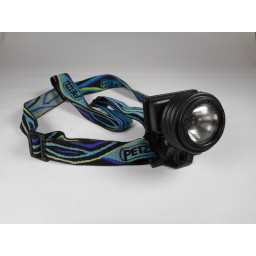 Руководство по замене ламп накаливания Petzl E03 050